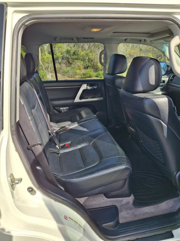 2014 Toyota Landcruiser VX