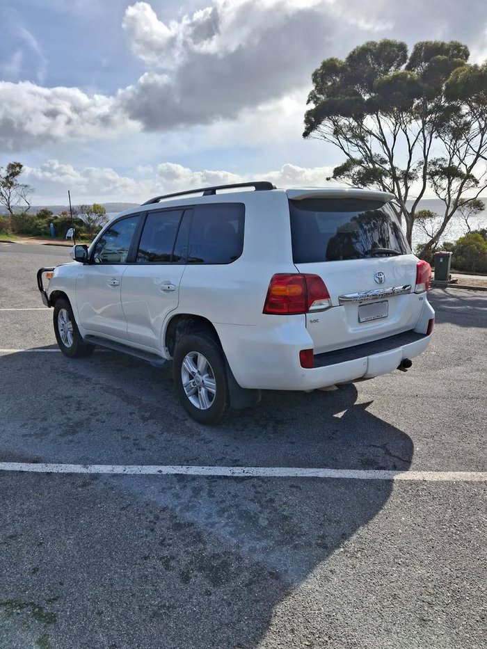 2014 Toyota Landcruiser VX