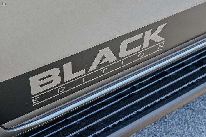 2024 Nissan Navara Black Edition