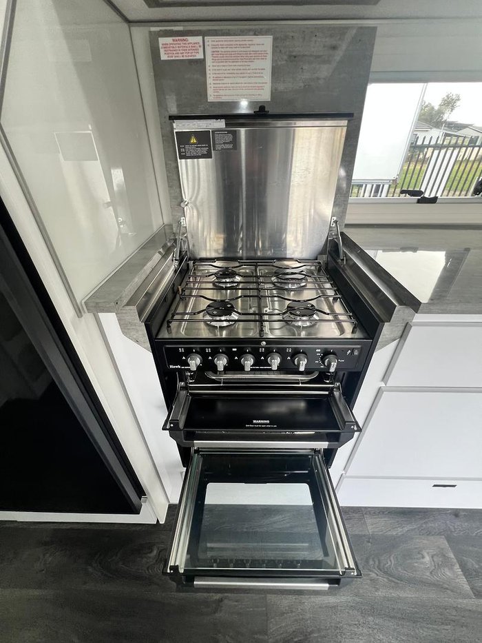 2024 JB Caravans Scorpion Sting Air 23'6 Rear Club