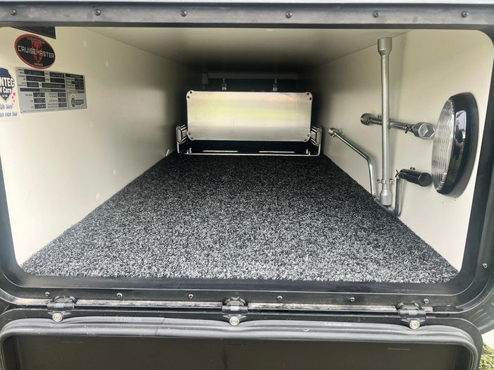 2024 JB Caravans Scorpion Sting Air 23'6 Rear Club