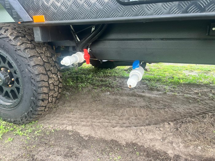 2024 JB Caravans Scorpion Sting Air 23'6 Rear Club