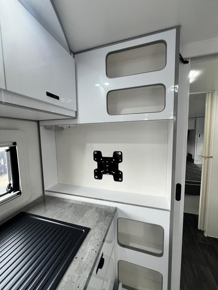 2024 JB Caravans Scorpion Sting Air 23'6