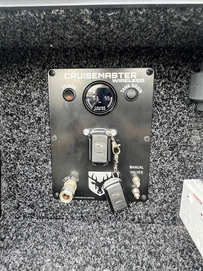 2024 JB Caravans Scorpion Sting Air 23'6 Rear Club