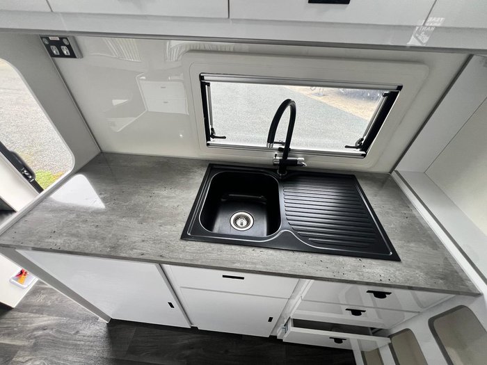 2024 JB Caravans Scorpion Sting Air 23'6 Rear Club