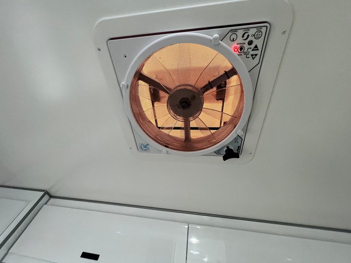 2024 JB Caravans Scorpion Sting Air 23'6 Rear Club