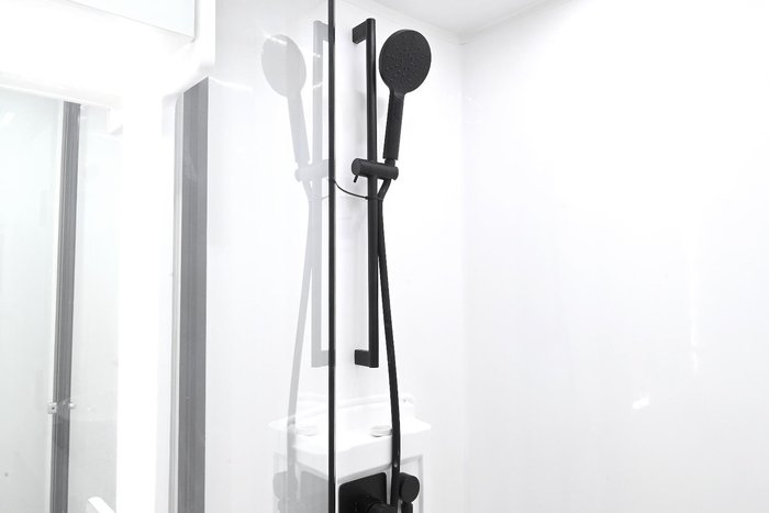 2025 VICTORY CARAVANS Trophy 20'6 Composite