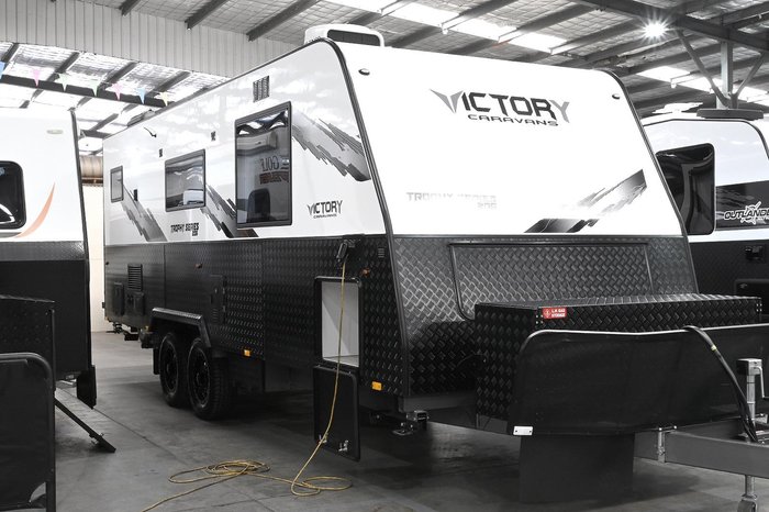 2025 VICTORY CARAVANS Trophy 20'6 Composite