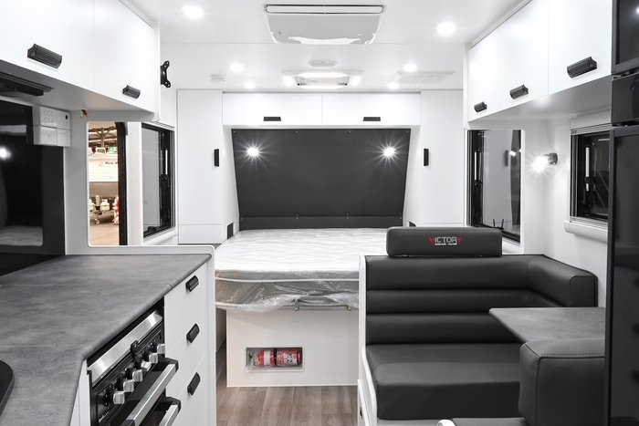 2025 VICTORY CARAVANS Trophy 19'6