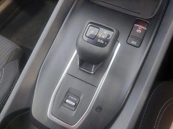 2025 Nissan QASHQAI ST-L