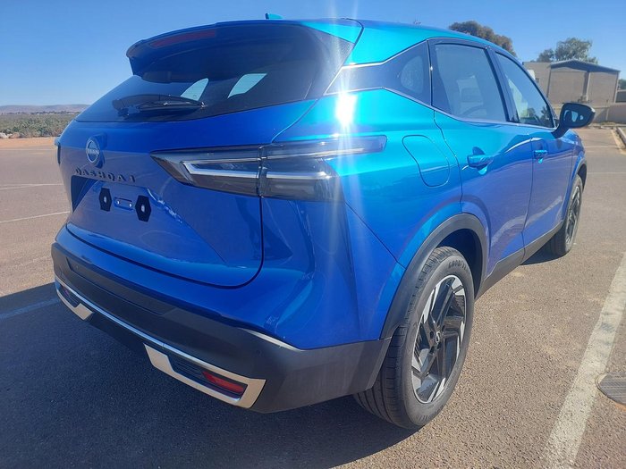 2025 Nissan QASHQAI ST-L