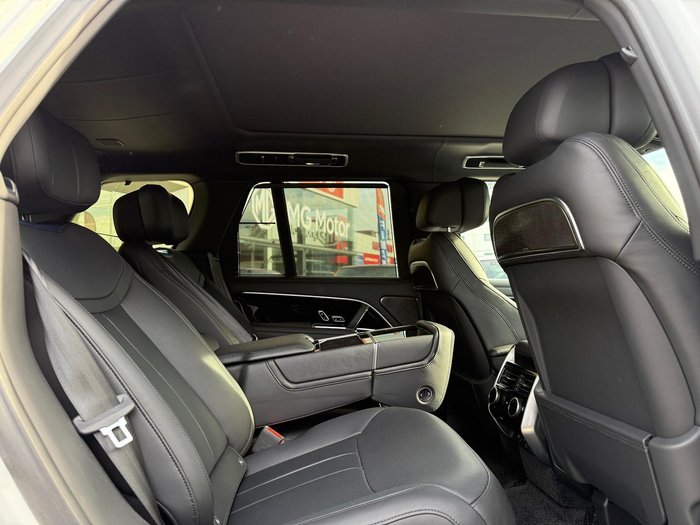 2024 Land Rover Range Rover P530 Autobiography