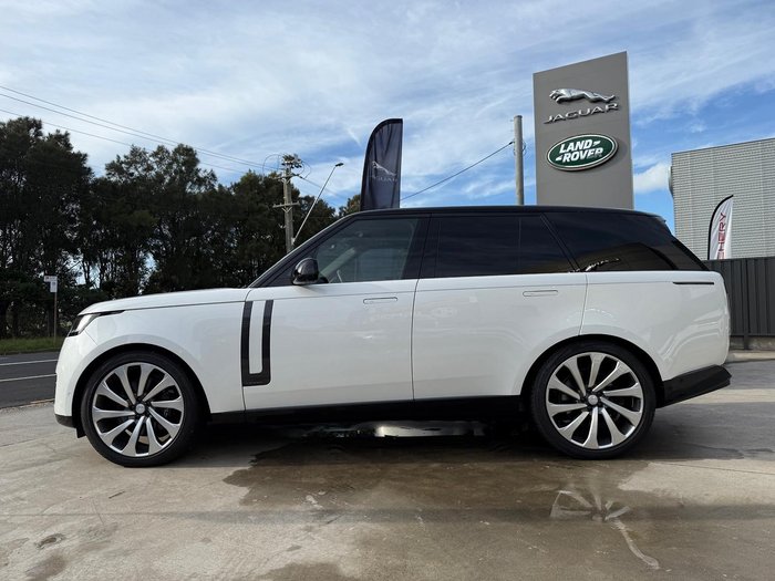 2024 Land Rover Range Rover P530 Autobiography
