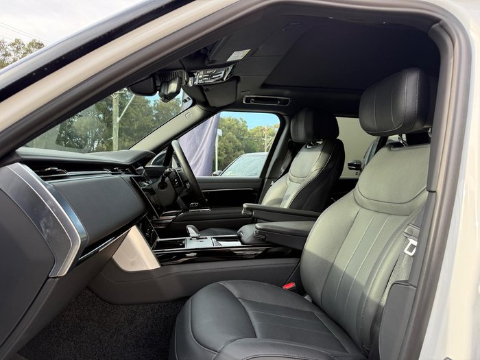2024 Land Rover Range Rover P530 Autobiography