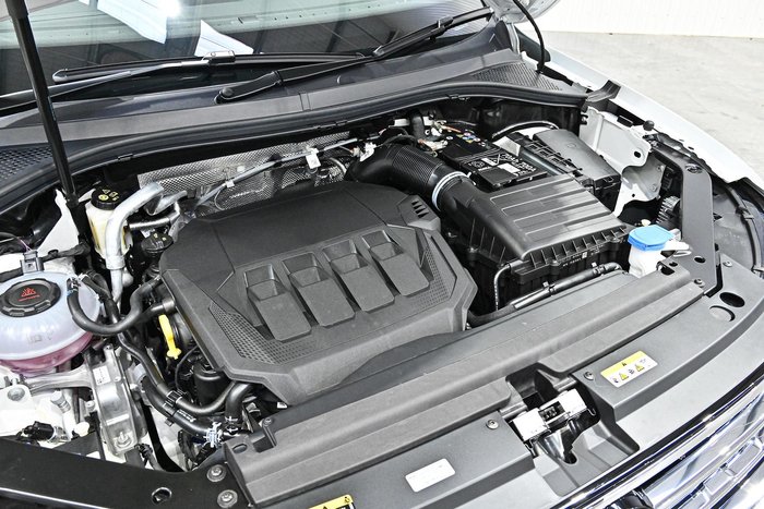 2024 Volkswagen Tiguan 162TSI R-Line