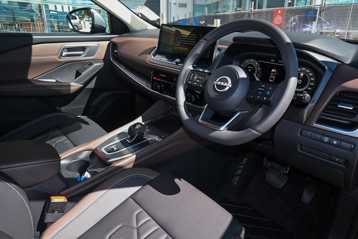 2025 Nissan QASHQAI Ti