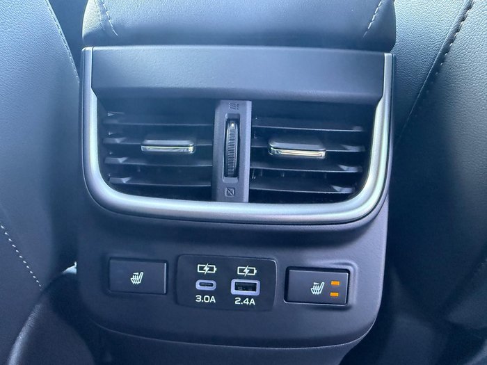 2025 Subaru Outback AWD Touring