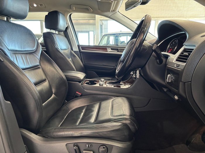 2015 Volkswagen Touareg V6 TDI 7P MY15 Four Wheel Drive Canyon Grey