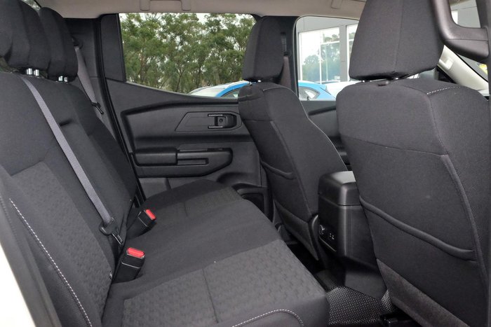 2024 Mitsubishi Triton GLX+