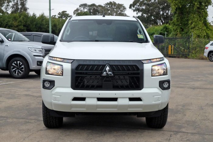2024 Mitsubishi Triton GLX+