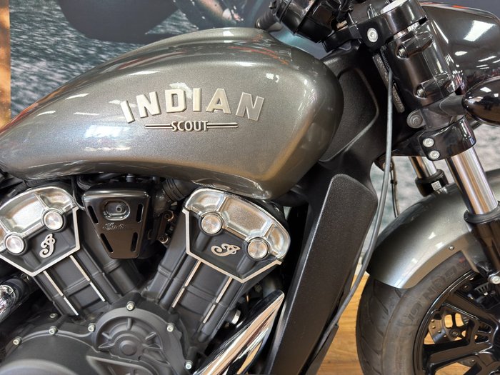 2022 INDIAN SCOUT BOBBER GREY