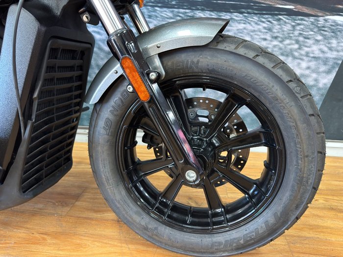 2022 INDIAN SCOUT BOBBER GREY
