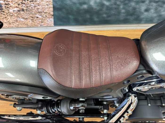 2022 INDIAN SCOUT BOBBER GREY