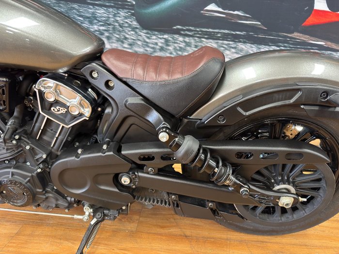 2022 INDIAN SCOUT BOBBER GREY