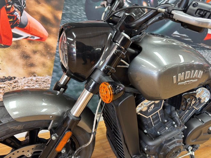 2022 INDIAN SCOUT BOBBER GREY
