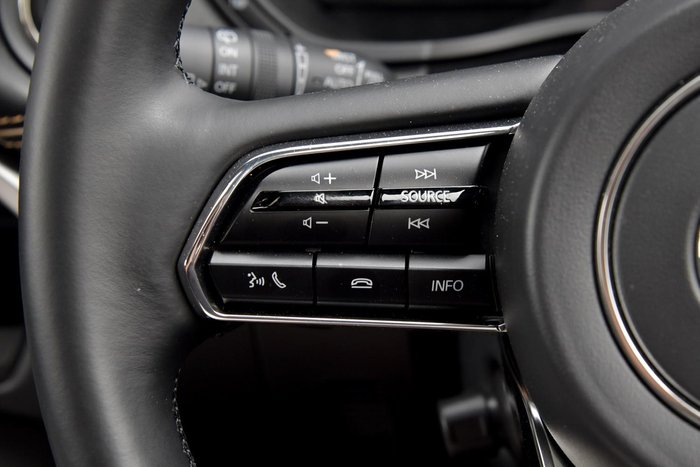 2024 Mazda CX-70 G50e Azami