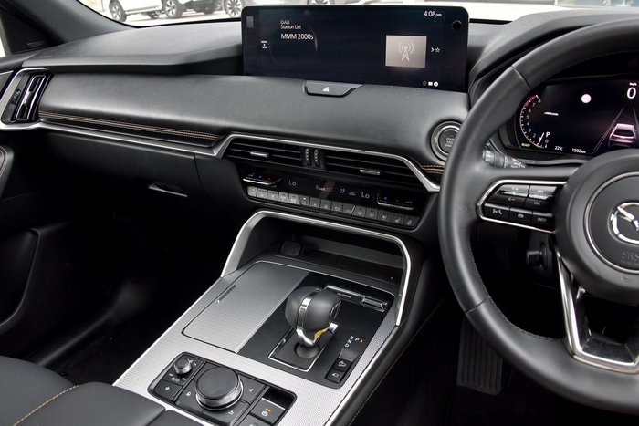 2024 Mazda CX-70 G50e Azami