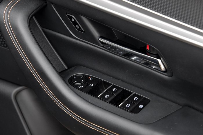 2024 Mazda CX-70 G50e Azami