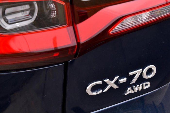 2024 Mazda CX-70 G50e Azami