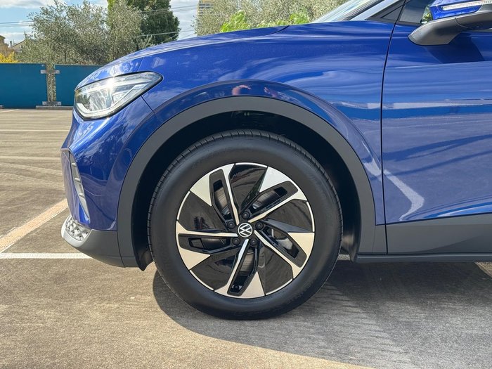 2024 Volkswagen ID.4 Pro