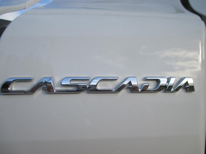 2024 Freightliner Cascadia 126 white