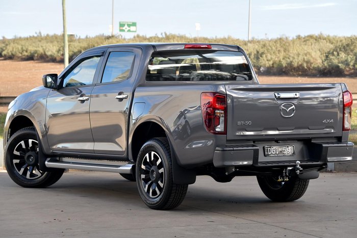 2025 Mazda BT-50 GT