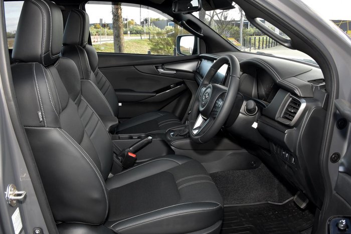 2025 Mazda BT-50 GT
