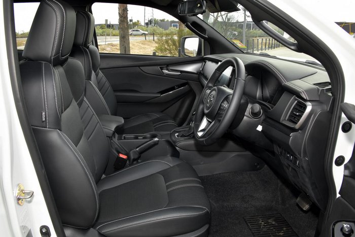 2025 Mazda BT-50 GT
