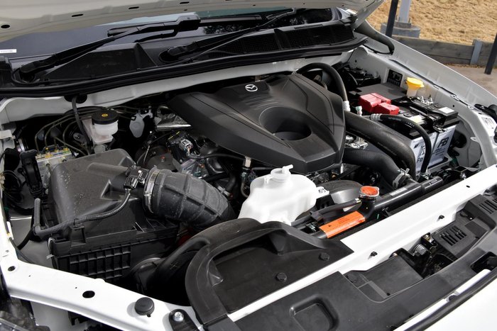 2025 Mazda BT-50 GT