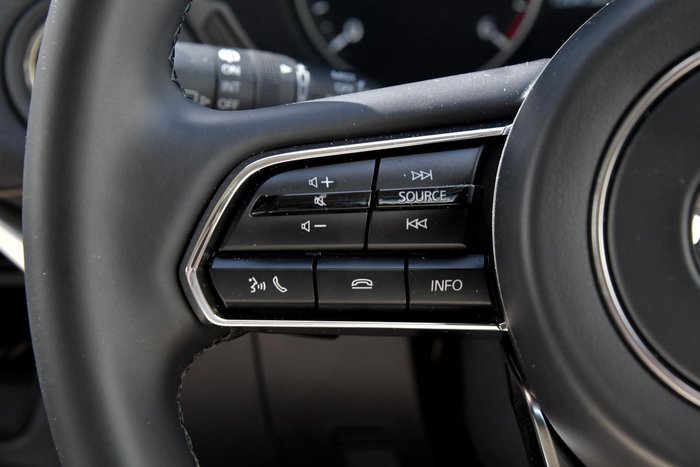 2025 Mazda CX-80 G40e Touring