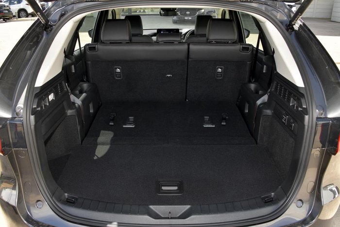 2025 Mazda CX-80 G40e Touring