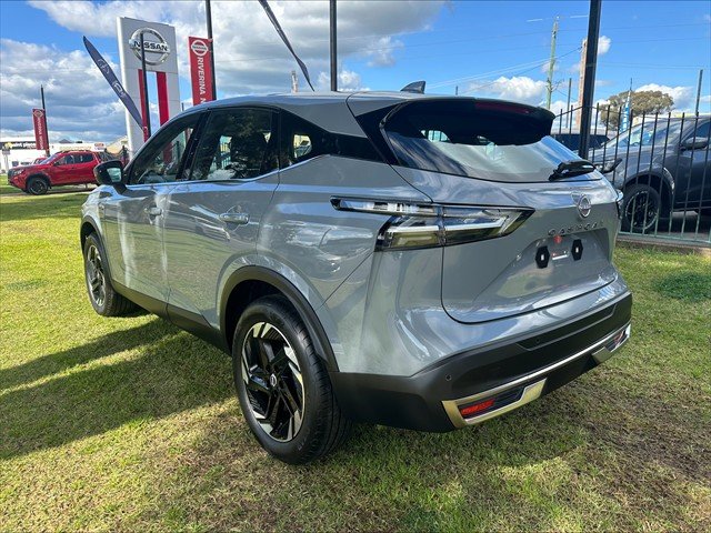 2024 Nissan J12 STL