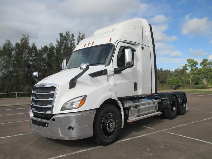 2024 Freightliner Cascadia