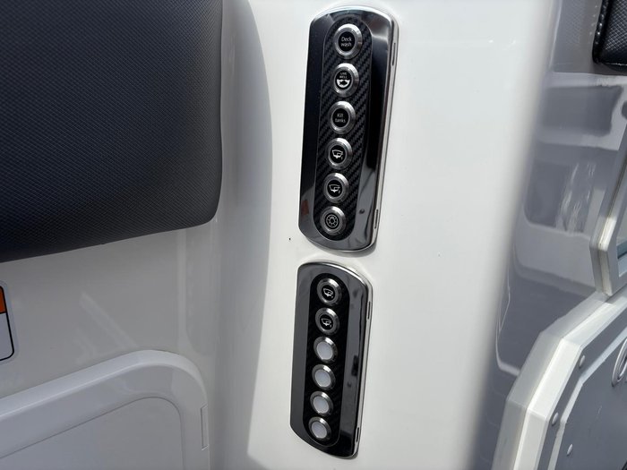 2025 Cruise Craft E695 HT
