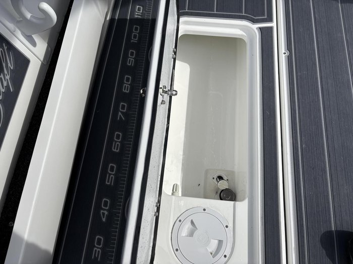 2025 Cruise Craft E695 HT