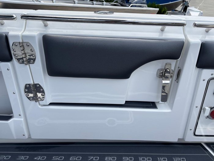 2025 Cruise Craft E695 HT