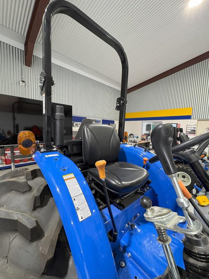 New Holland Workmaster 40 Tractor