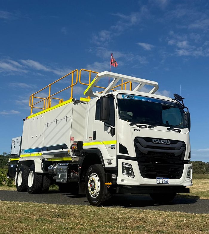2025 Isuzu F Series FVZ 260-300 WHITE