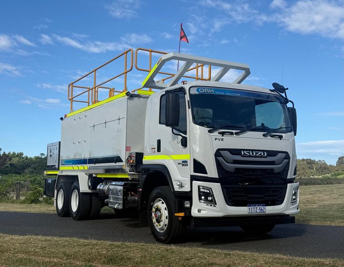 2025 Isuzu F Series FVZ 260-300 WHITE