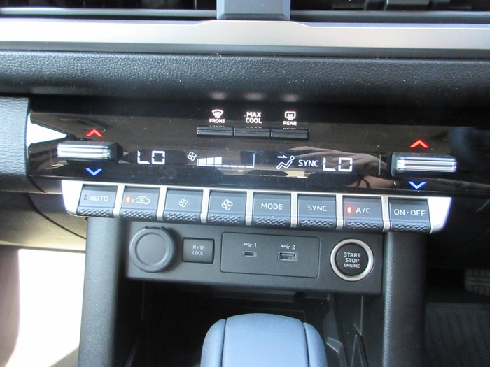 2024 Mitsubishi Triton GLS